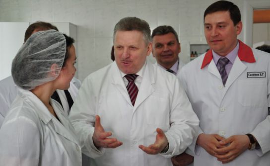 Вячеслав Шпорт побывал на Переяславском молочном заводе